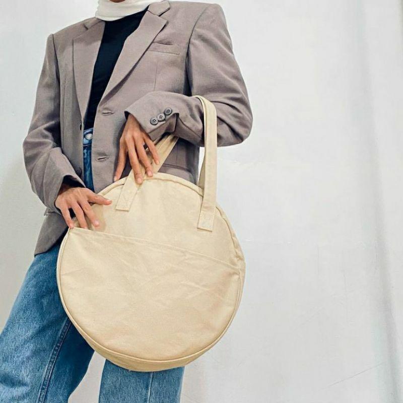 circle tote