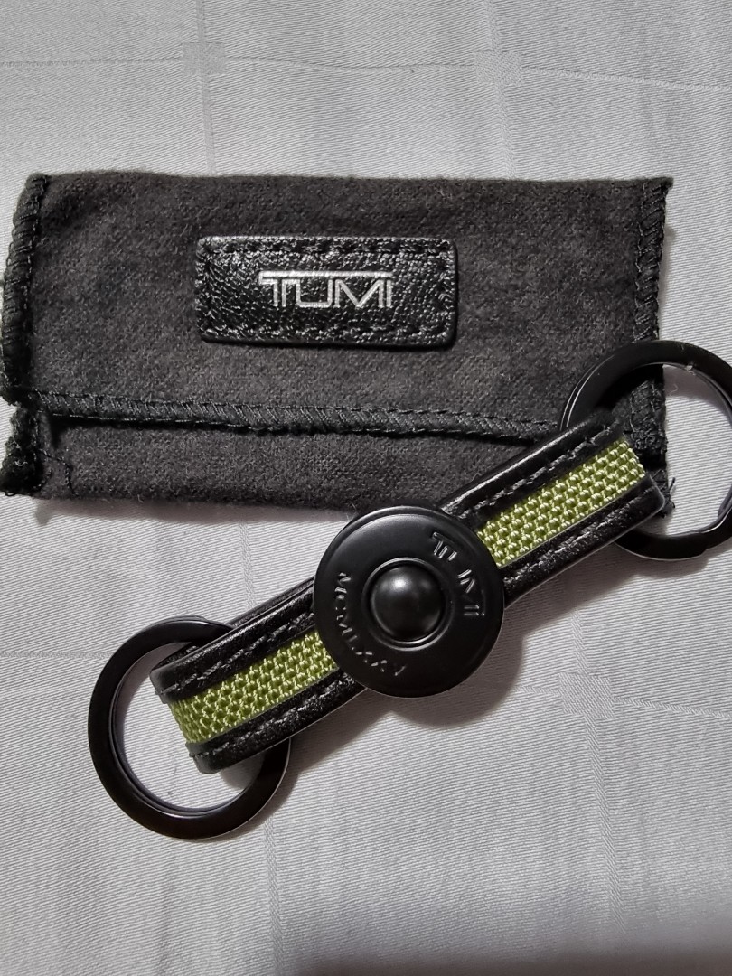 Tumi keychain, Men's Fashion, Bags, Belt bags, Clutches and Pouches on