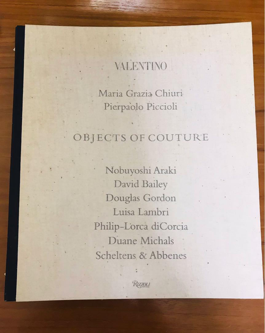 VALENTINO *Objects of Couture* Hardcover Book, 興趣及遊戲, 手作