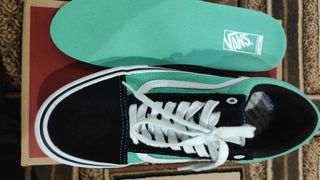 (Category: ) located in . Submitted by izzathaikal___ (Listing ID 1112998686, Image 1). Description: .