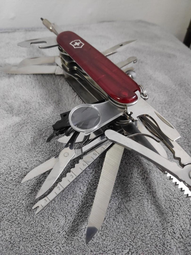 VICTORINOX SWISS CHAMP XLT RUBY Sports Equipment Sports Games