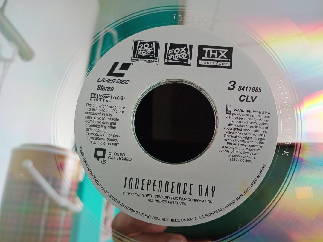 Vintage laser disc lama INDEPENDENCE DAY, Hobbies & Toys, Music & Media,  CDs & DVDs on Carousell