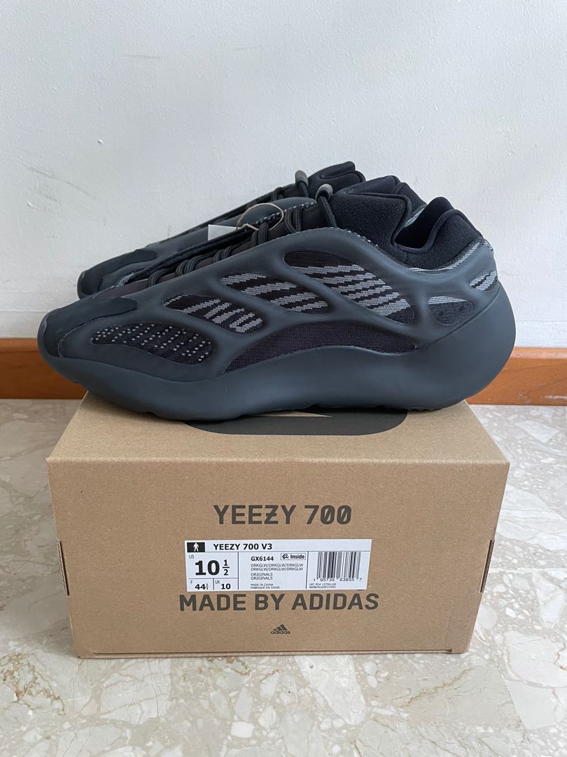 Yeezy sales 700 bebe