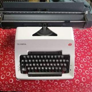 18 carriage Olympia manual typewriter
