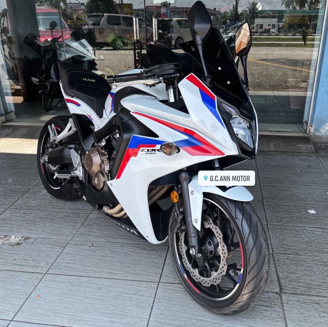 2018 HONDA CBR650F CBR650 HRC IXIL EXHAUST muka 300 . xj6 z800