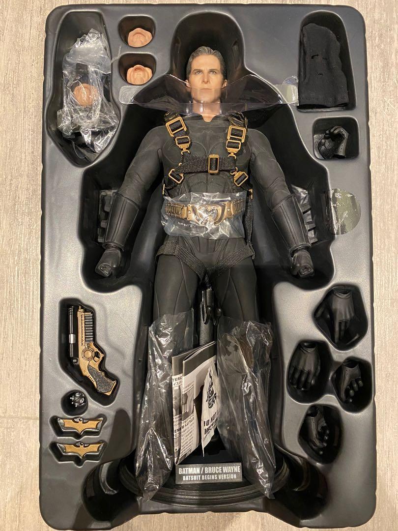99 new Batman Begins MMS155 hot toys Batman Bruce Waybe version