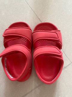 (Category: ) located in . Submitted by m.cheong. (Listing ID 1113136542, Image 1). Description: .