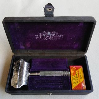 (Category: ) located in . Submitted by redmants2011 (Listing ID 1113301119, Image 1). Description: .