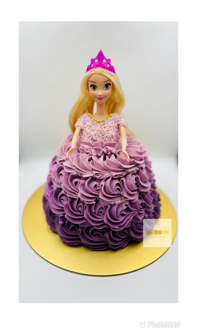 Elsa Cake (Buttercream tutorial) and an Ice-themed Birthday Party « Leave  Room for Dessert