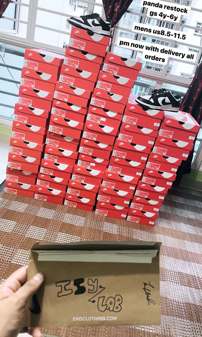 black and white dunks panda