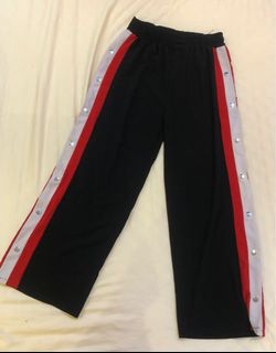 (Category: ) located in . Submitted by kodapop (Listing ID 1113219869, Image 1). Description: .