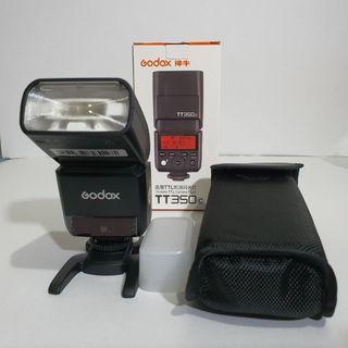 Neewer Nw565ex E Ttl Slave Flash Speedlite With Flash Diffuser For Canon 5d Mark Iii 5d Mark Ii 7d 30d 40d 50d 300d 350d 400d 500d 550d 600d 700d 1000d 1100d And Other Canon Dslr Cameras Photography Photography Accessories Flashes On Carousell