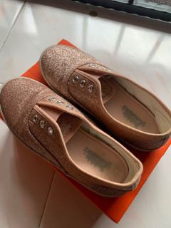 (Category: ) located in . Submitted by shaiii (Listing ID 1113121880, Image 1). Description: .