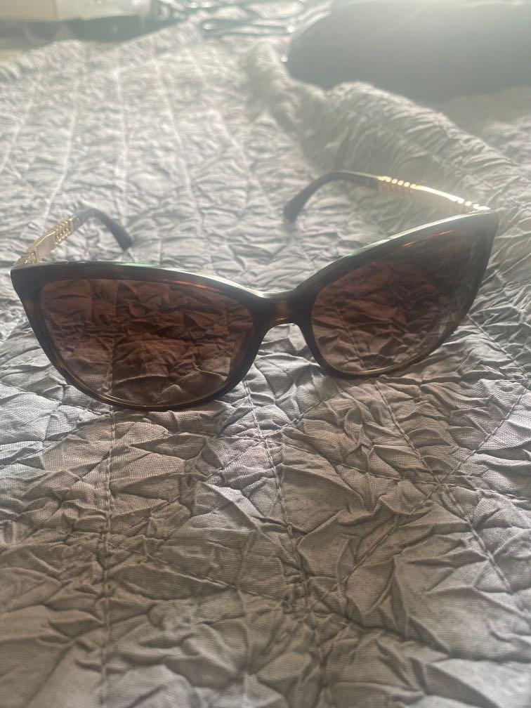 Vintage CHANEL CC Heart Sunglasses 5477