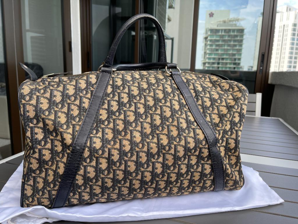 Christian dior duffle shop