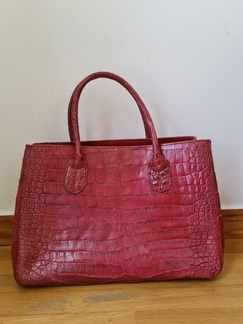 Real new arrivals crocodile bag