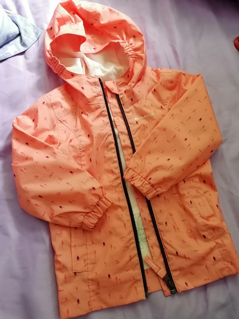 Raincoats decathlon store