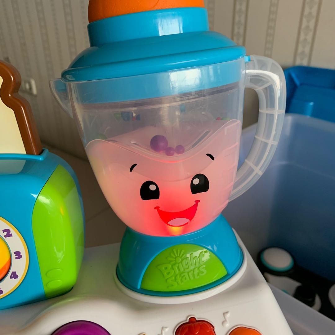 Fisher Price blender juice, Bayi & Anak, Mainan & Baby Walker di Carousell