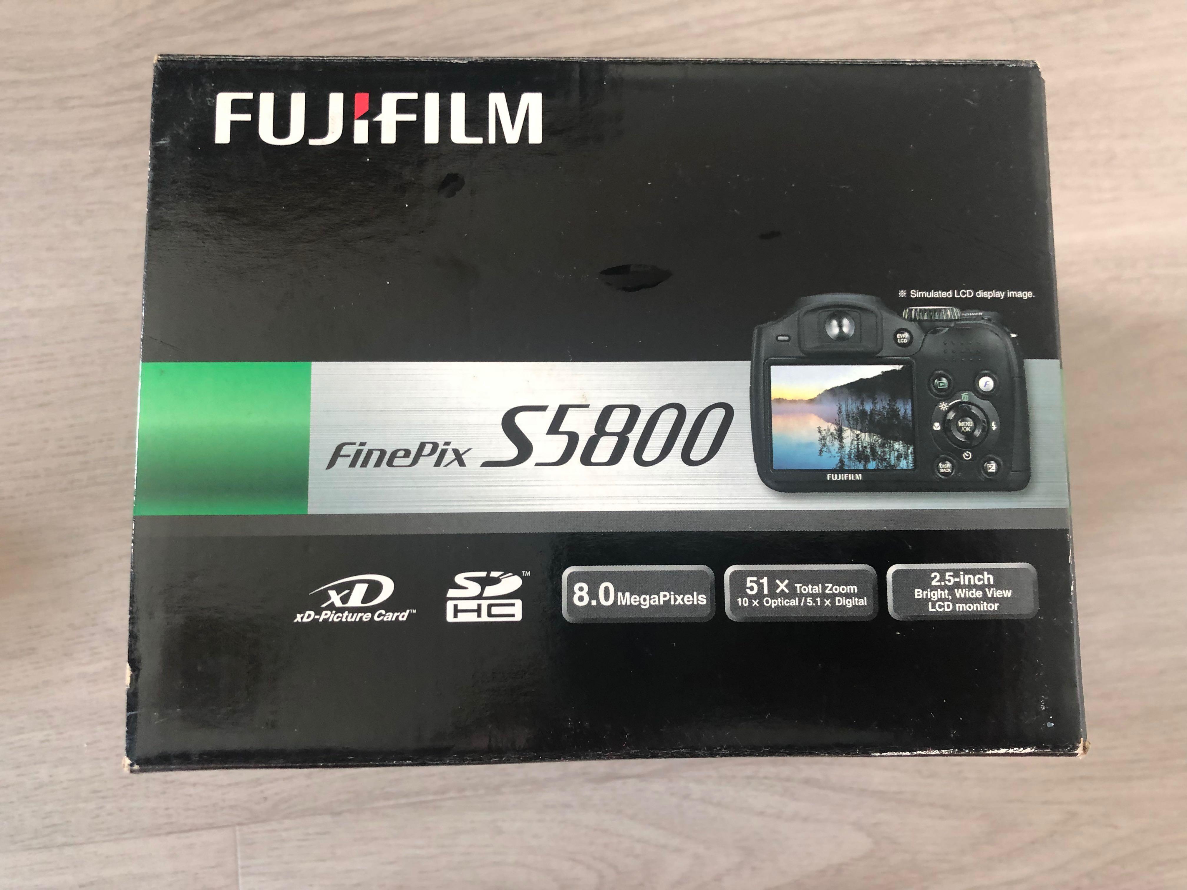 vloot instant projector Fujifilm FinePix S5800, Photography, Cameras on Carousell