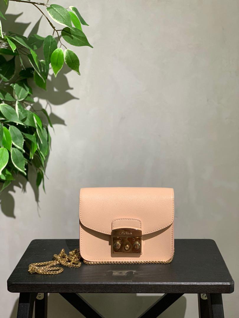 Furla metropolis hot sale new collection
