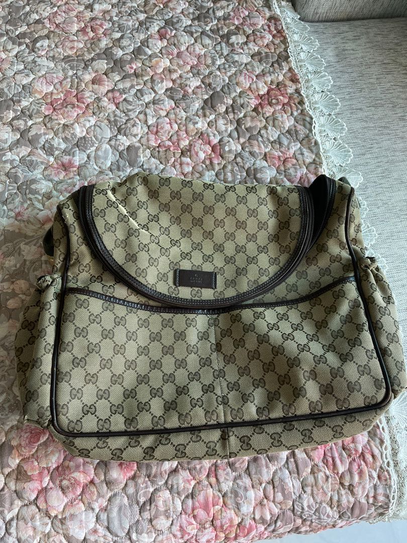 Gucci nursing hotsell bag