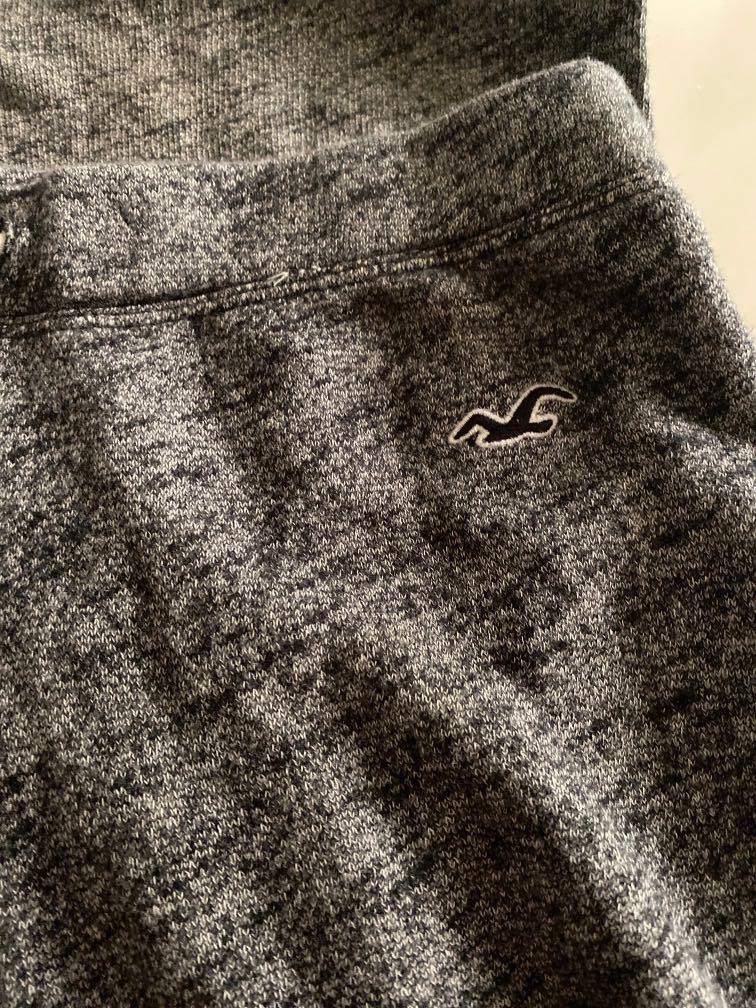 Hollister Sweatpants / Pajama Pants (Category: Joggers) located in Marikina City. Submitted by ariamont777 (Listing ID 1113102791, Image 2). Description: Large Hollister Sweatpants Message me for inquiries! .