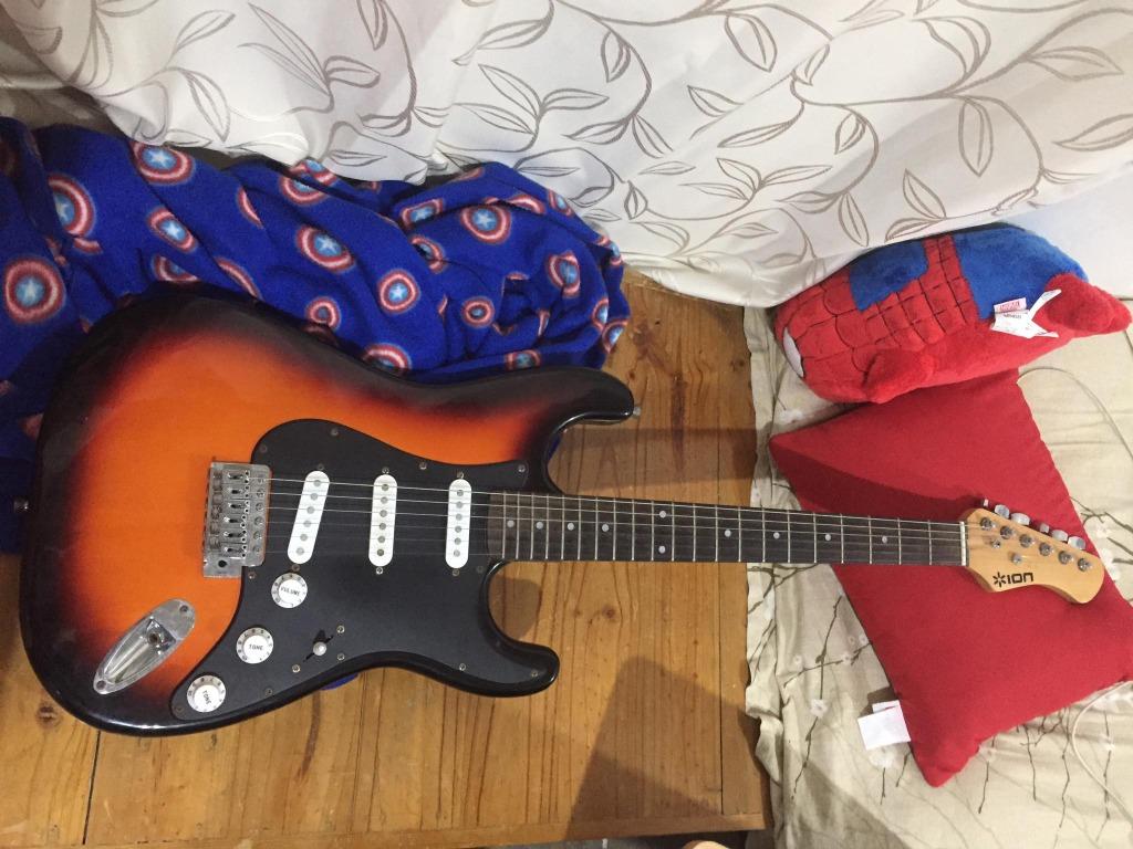Ion stratocaster top