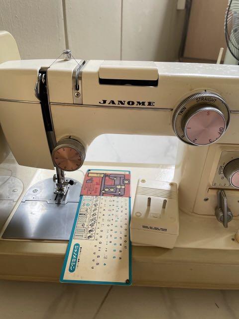 Janome swing machine 802 model, Furniture & Home Living, Home 