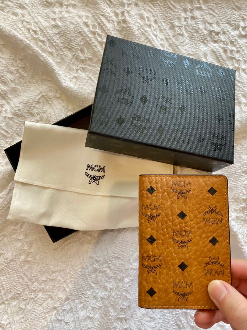 mcm wallet card holder