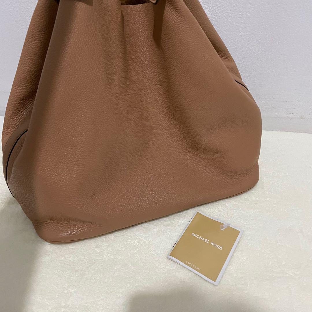 michael kors large hobo