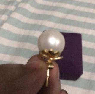 Mikimoto Pearl Earings in 14k Gold SettingsPawnable