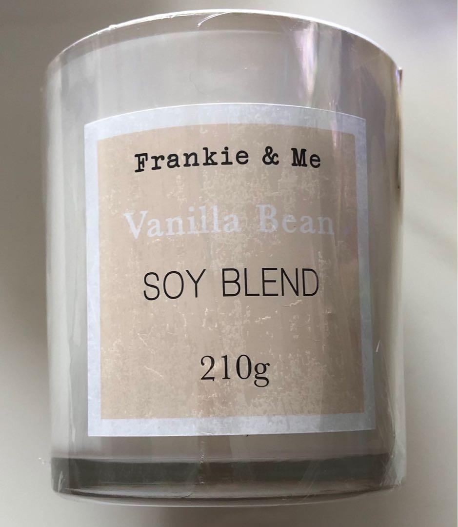 New! Candle Frankie and Me Vanilla Bean Soy Blend, Furniture & Home Living, Home Decor, Other
