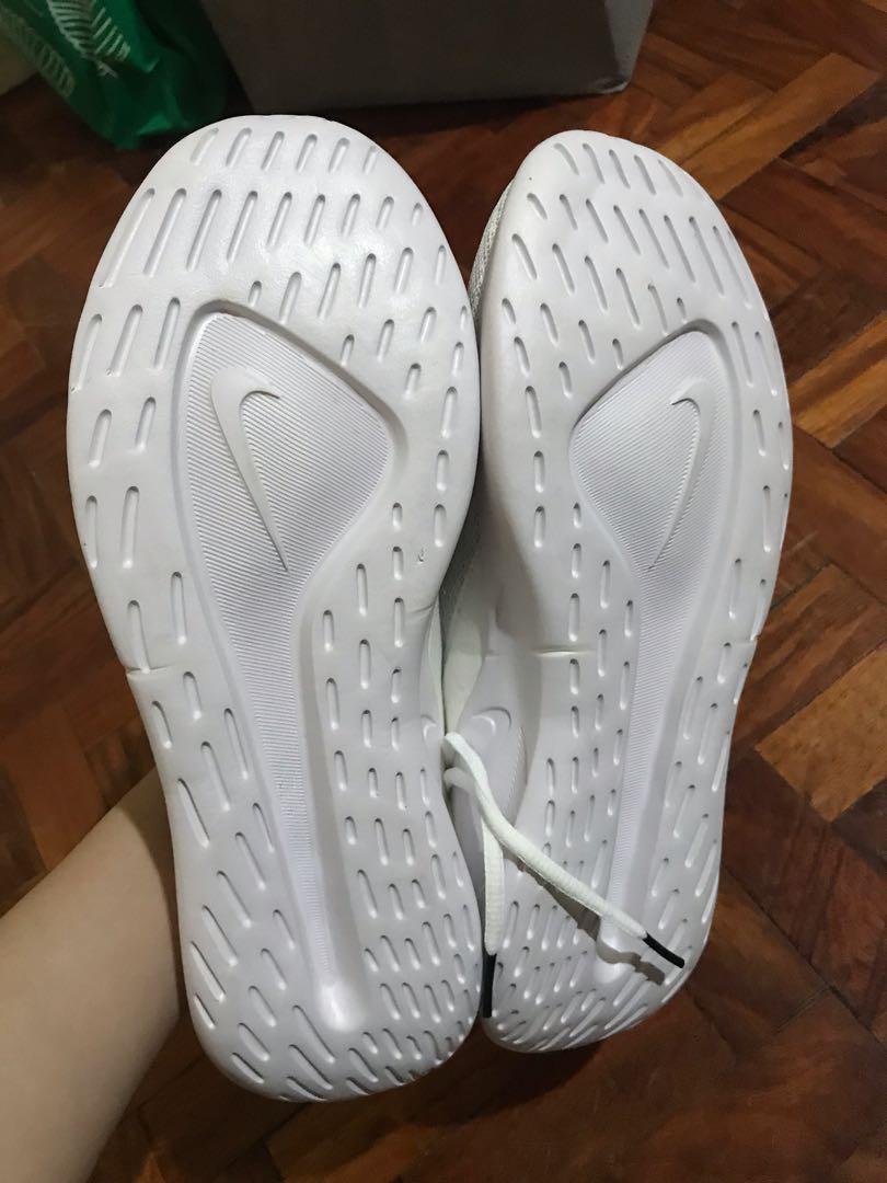 mens nike white running shoes