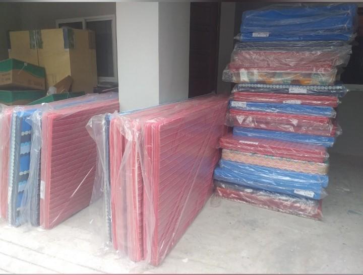 ORDINARY FOAM URATEX FOAM MANDAUE FOAM, Furniture & Home Living