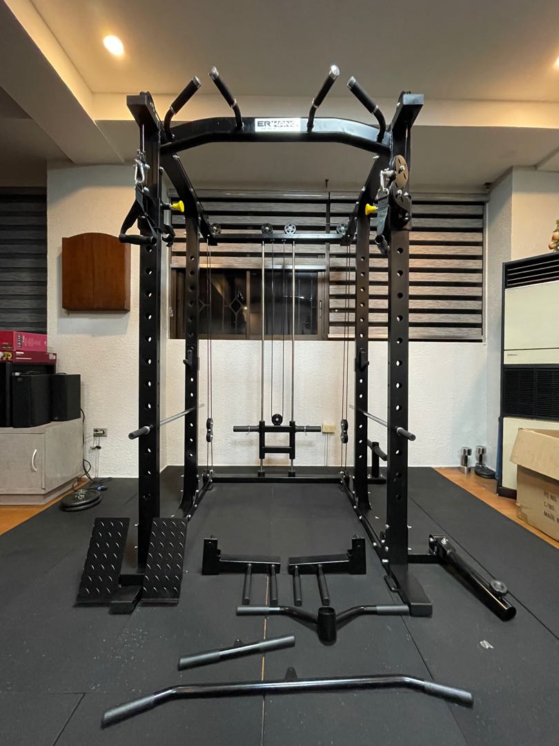 Power rack for sale 1 week used, Sports Equipment, Exercise & Fitness
