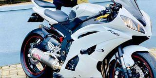 R6 bike