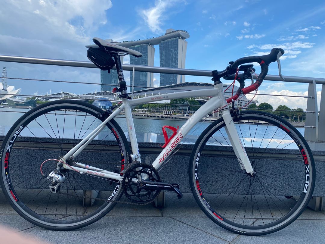 Raleigh avenir top road bike