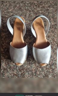 (Category: ) located in . Submitted by beautmountain (Listing ID 1113101699, Image 1). Description: .