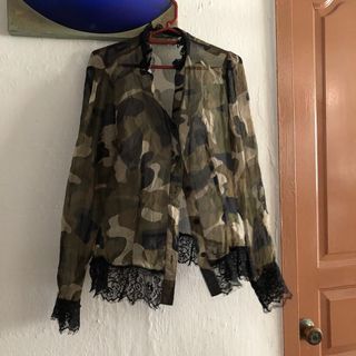 (Category: ) located in . Submitted by thebetterwardrobe (Listing ID 1113212083, Image 1). Description: .