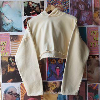 Sweater crop