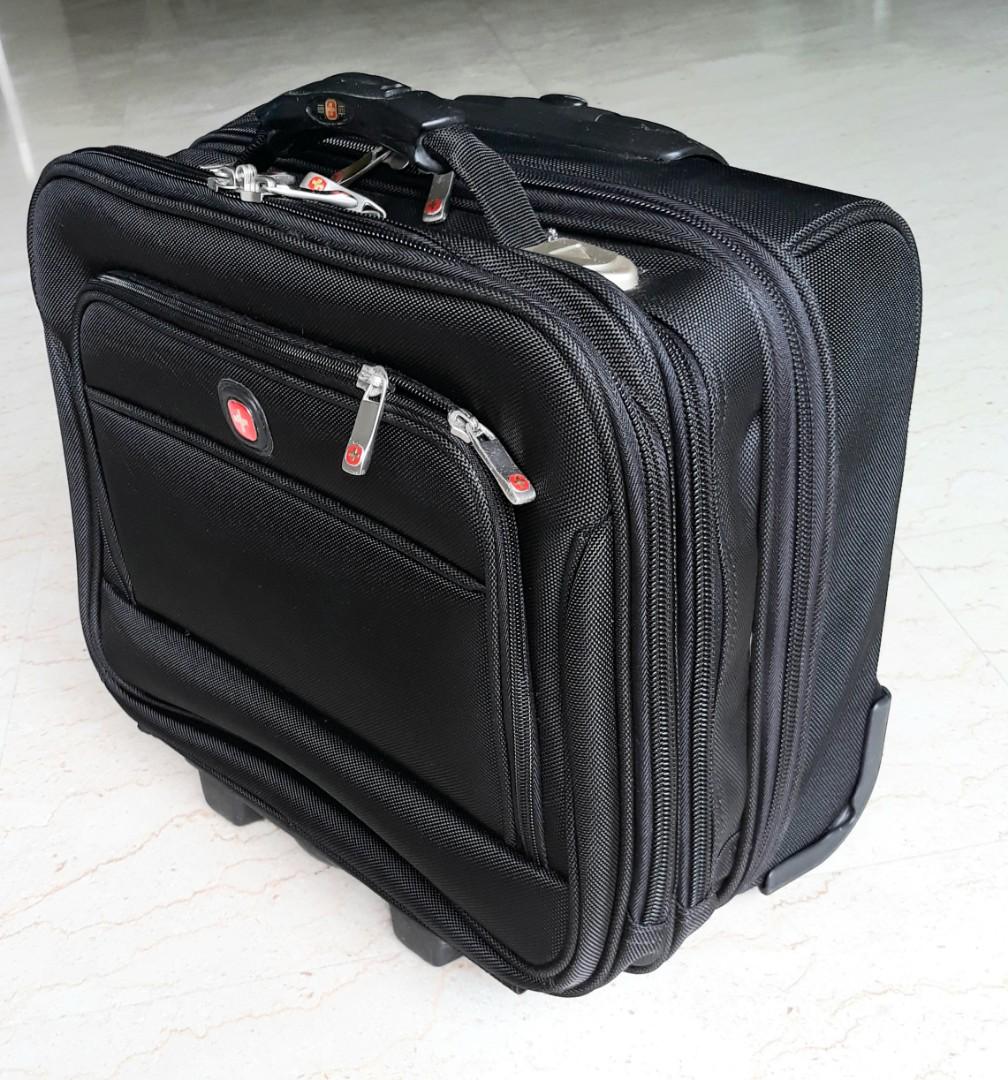 Price Reduced! Swiss Army Laptop Roller Bag, Hobbies & Toys, Travel