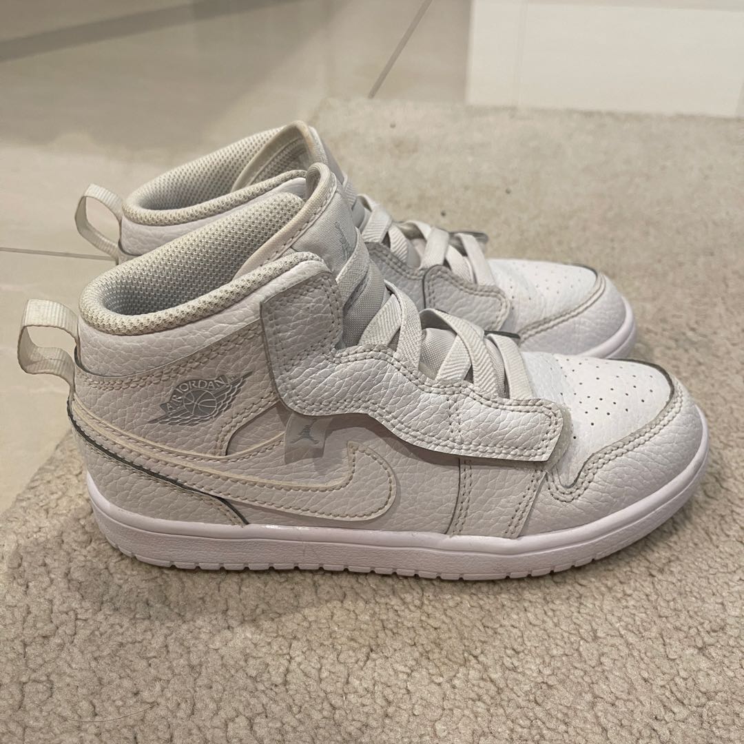 Toddlers NIKE JORDAN 1 MID ALT (PS) White Trianers AR6351109 Sz Eur 32 /  20cm, Bayi \u0026 Anak, Lainnya di Carousell