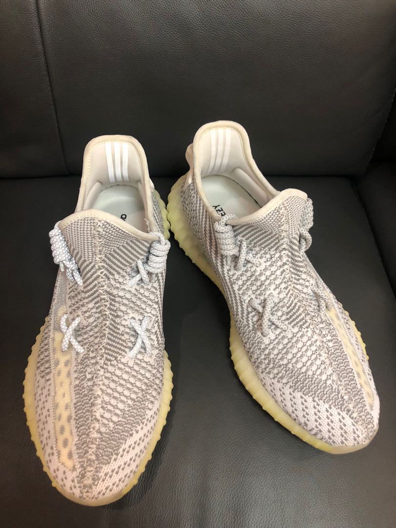 yeezy static yellowing