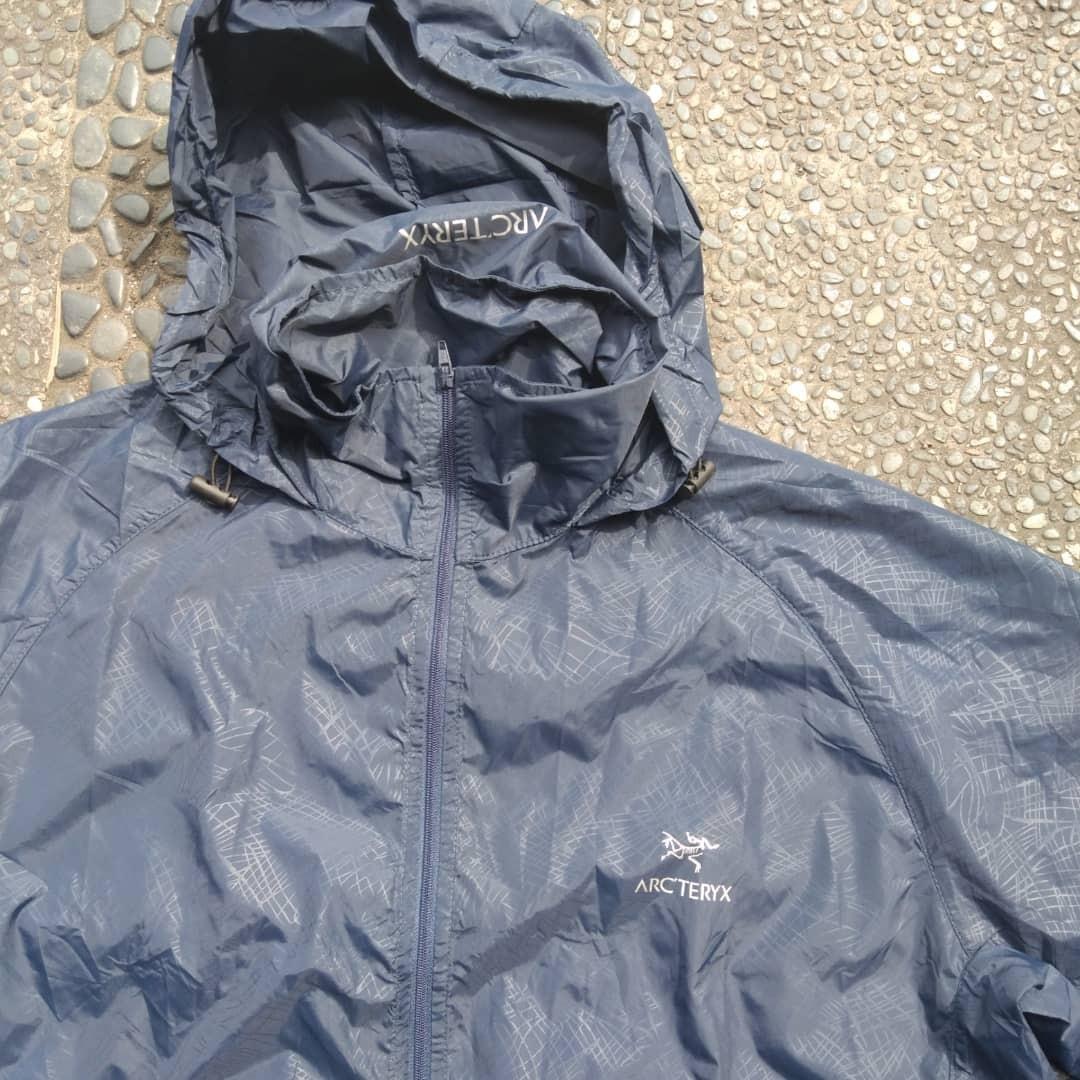 Arcteryx online packable jacket
