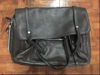 Authentic Reiss Men’s Leather Bag