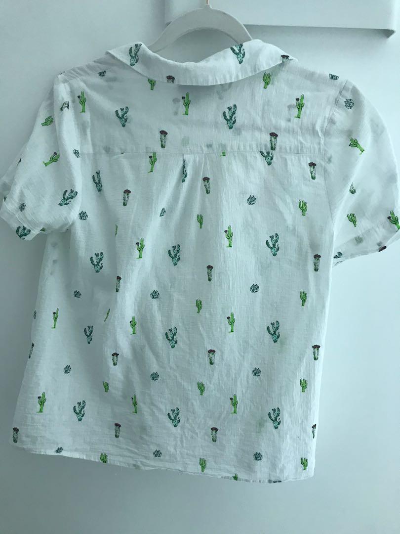 Cactus Button Down (Category: Shirts) located in Singapore. Submitted by jthie407 (Listing ID 1113354742, Image 4). Description: This cute little button down is from ModCloth, still in wearing condition..