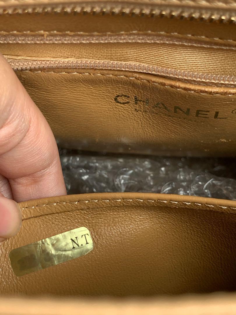 Chanel Medallion (Category: Luxury Bags & Wallets) located in Quezon City. Submitted by alysstrade (Listing ID 1113353830, Image 3). Description: Good condition Dustbag included.