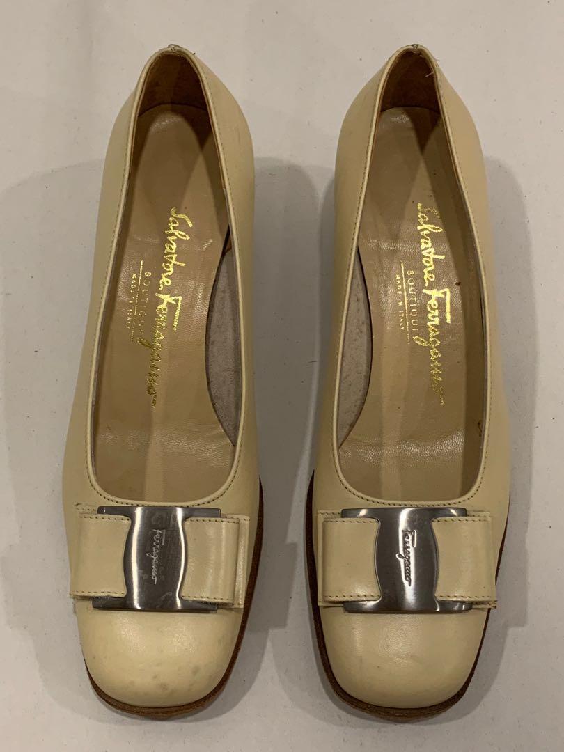 Carmen ferragamo top