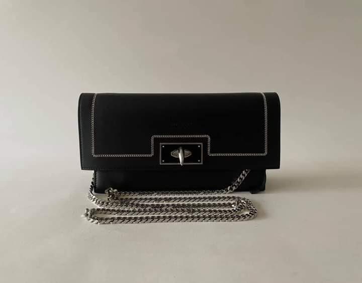 Givenchy Shark WOC Wallet On Chain Luxury Bags Wallets on Carousell