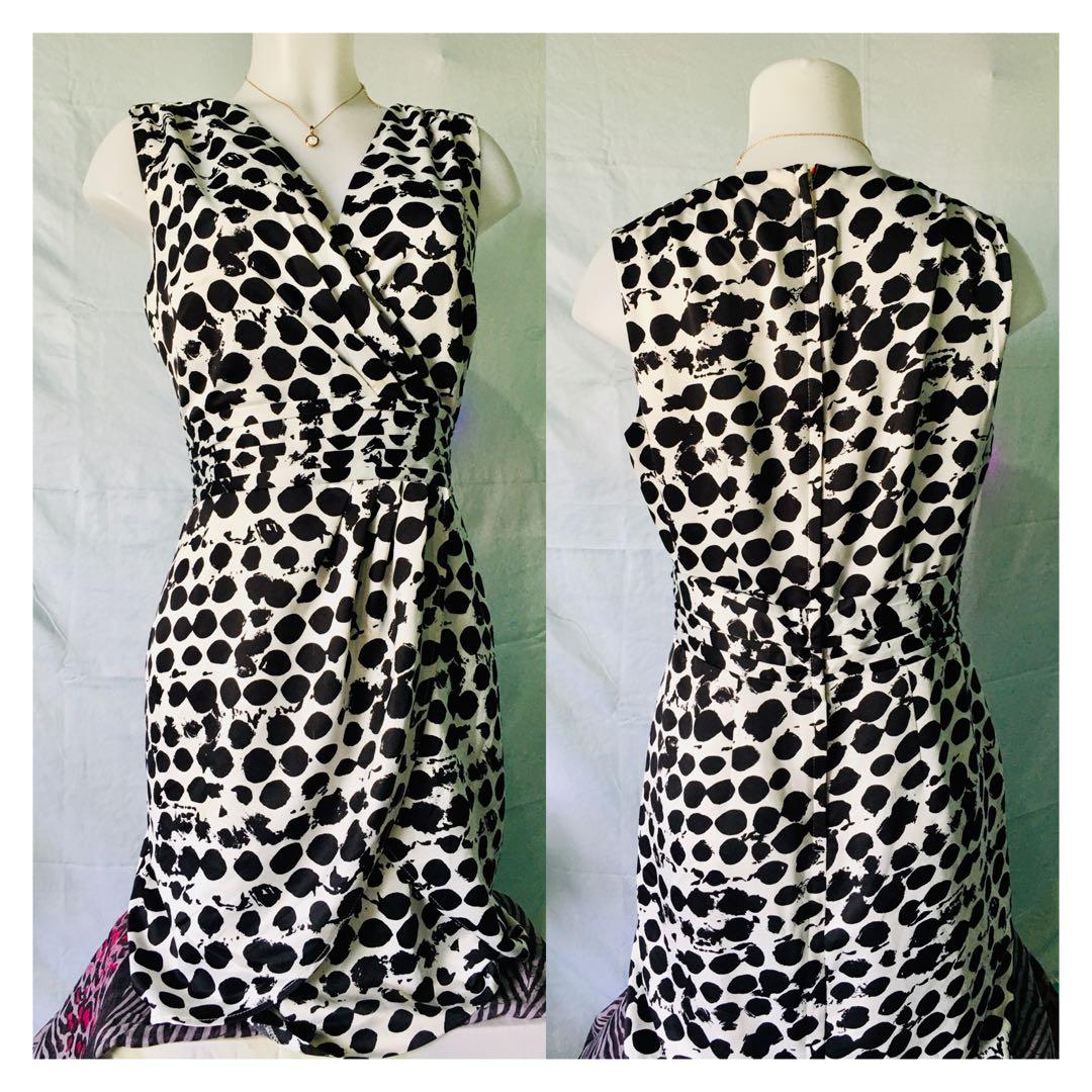 H&M Dress Medium to Large 10/10 condition (Category: Dresses) located in Naguilian. Submitted by charm0228 (Listing ID 1113366426, Image 1). Description: .